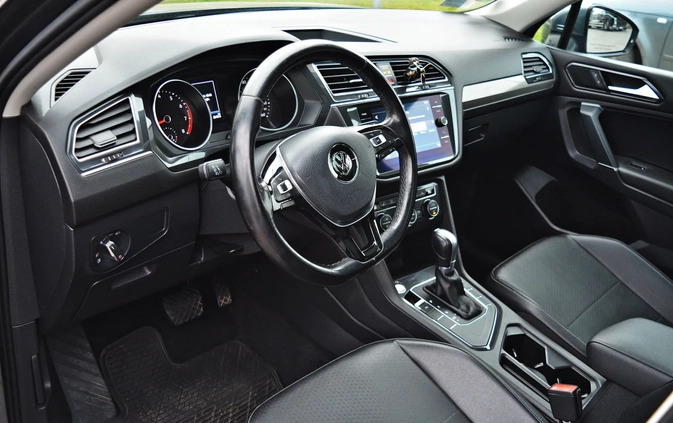 Volkswagen Tiguan Allspace cena 83900 przebieg: 154900, rok produkcji 2017 z Łazy małe 326